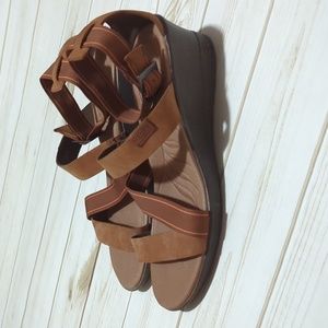 Keen wedge sandals women's sz 11 NWOT
